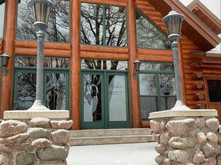 Chippewa View Lodge