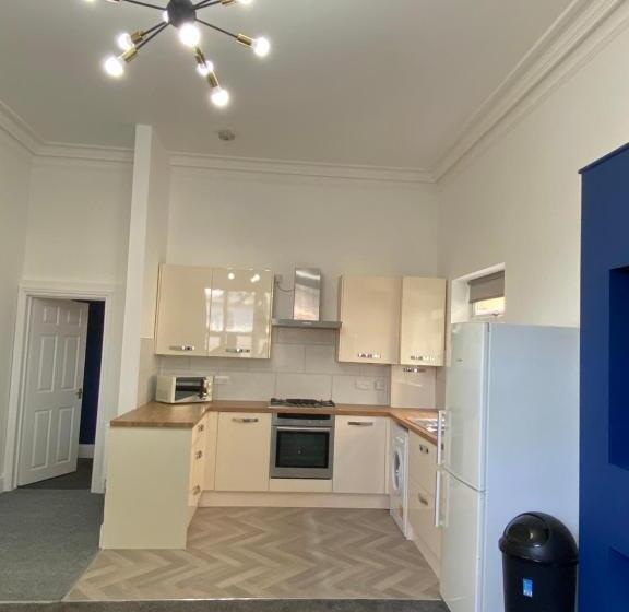 Lovely 1 Bed Ground Floor Flat In Leamington Spa