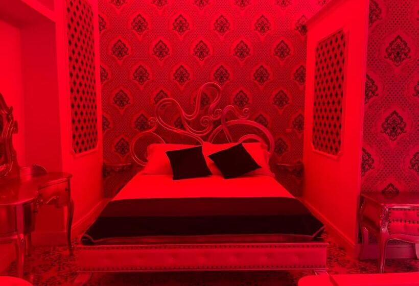 پانسیون Mirage Rooms