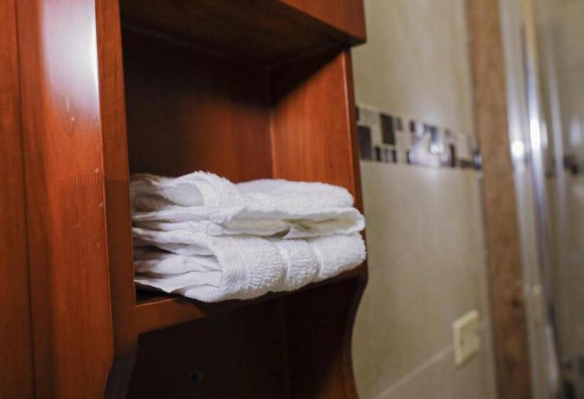 تختخواب و صبحانه Incognito Reggae Rooms