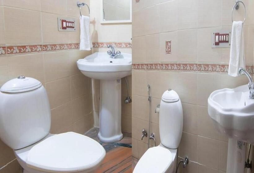 فندق Goroomgo Kavyansh Villa Bhimtal   Parking Facilities   Excellent Homestay Feel Like Home
