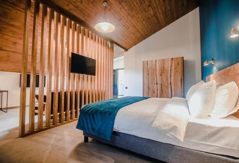 هتل Suatis Resort Kazbegi