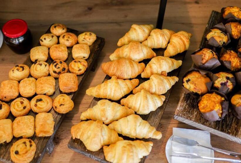 هتل Suatis Resort Kazbegi