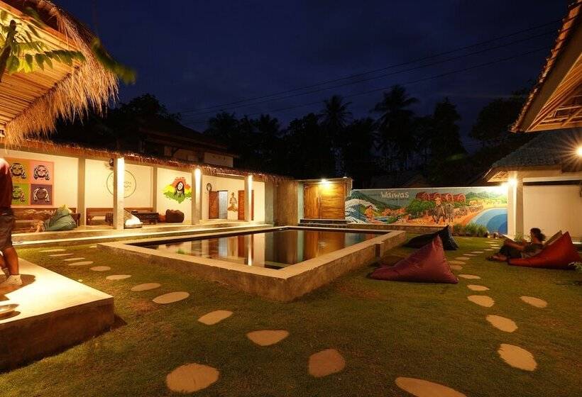 Waiwas Hostel
