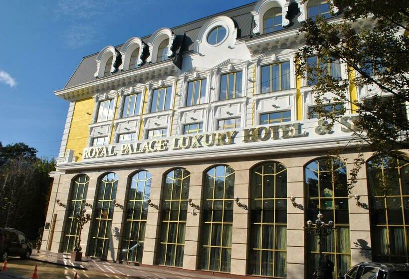 Royal Palace Luxury Hotel And Spa