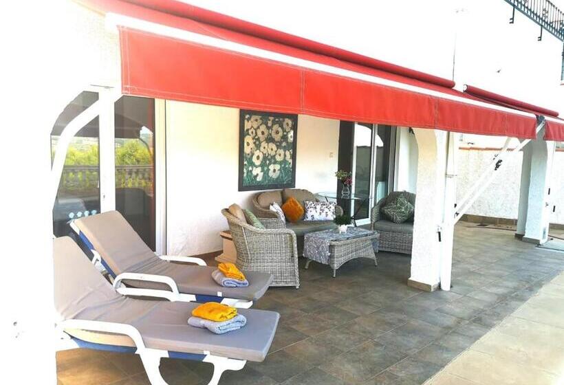 Casa Karma Villa With Private Pool And Views