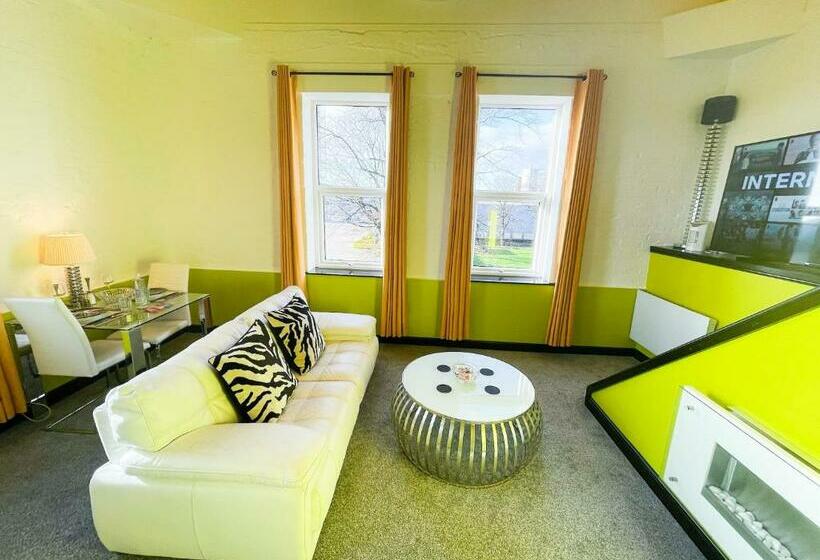 هتل Phoenix Apartments