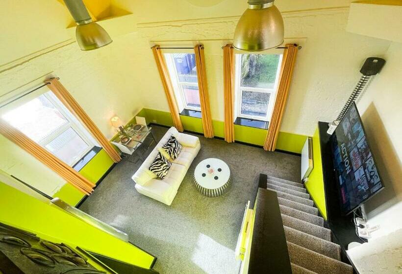 هتل Phoenix Apartments
