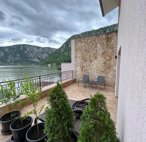 פנסיון Casa Cattaleya