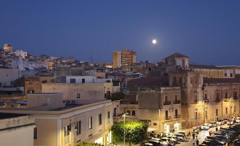 پانسیون Domus Aurea