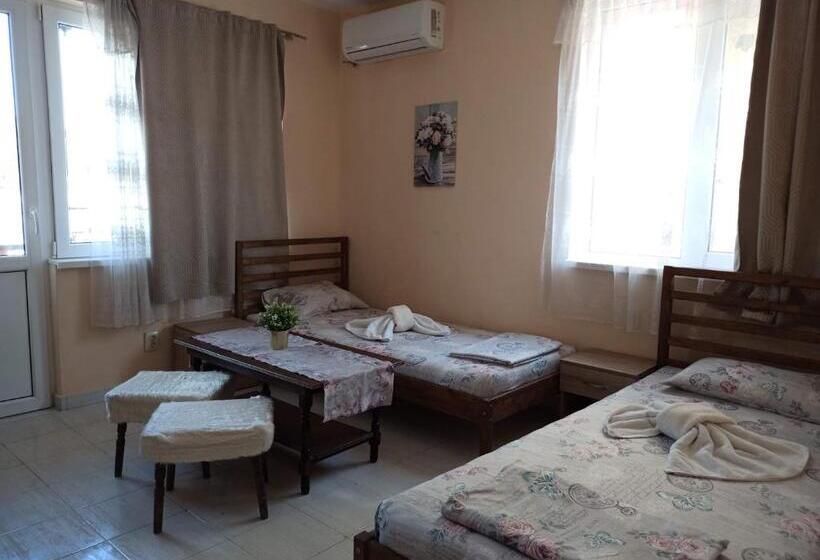 پانسیون Guest House 51