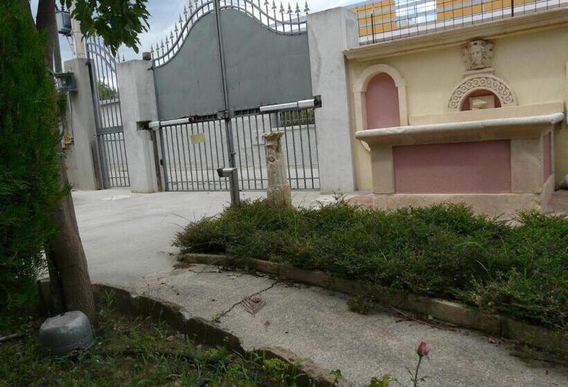پانسیون Villa Yucca