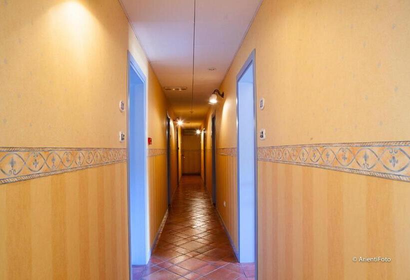 فندق Albergo Del Lago