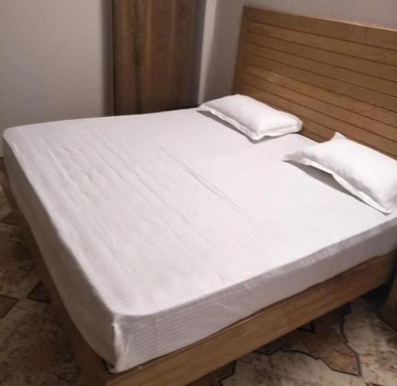 فندق Kasauli Inn