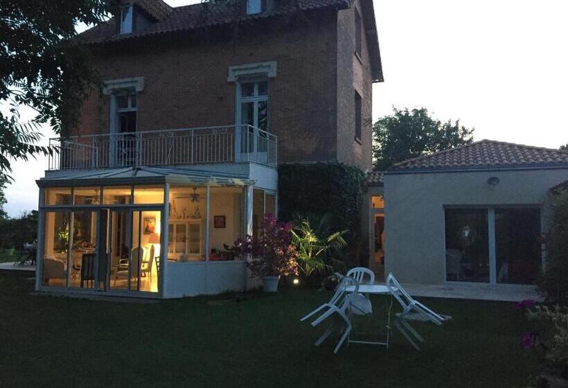 پانسیون La Chambre Colbert