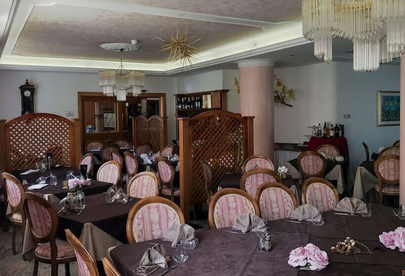 فندق Albergo Gilda