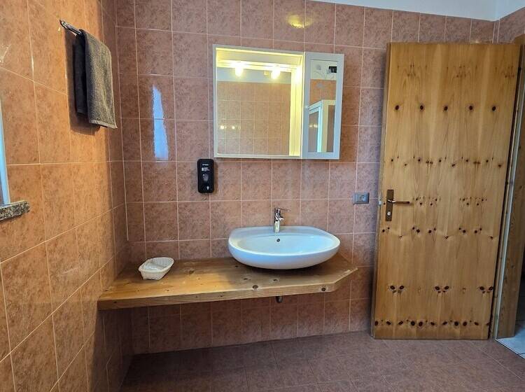 فندق Antico Fienile Agritur