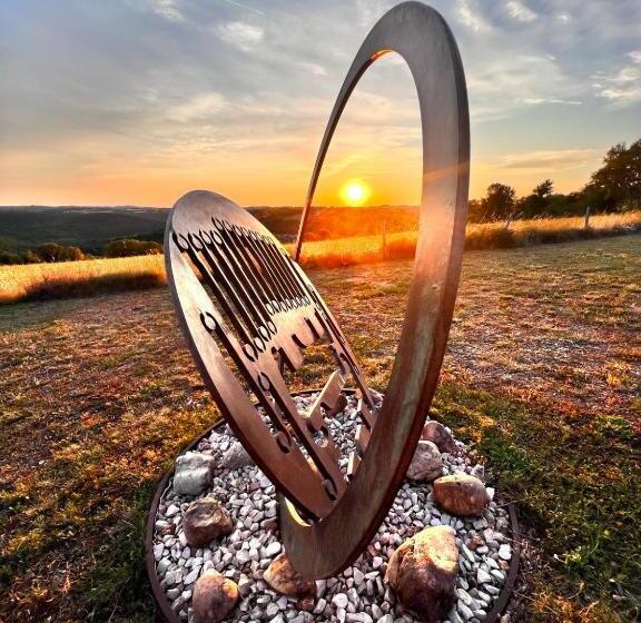 Отель Hôtel Les Vieilles Tours Rocamadour