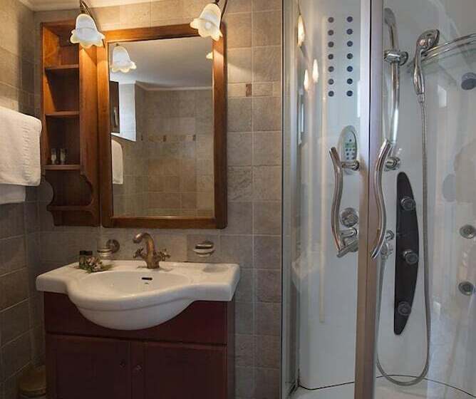 호텔 Limeni Village