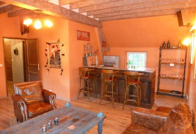 בית מלון כפרי Manoir De Savigny