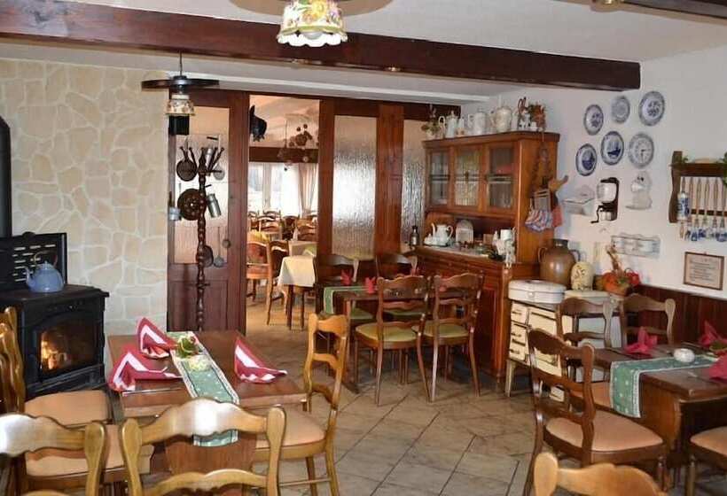 Отель & Restaurant Zur Linde