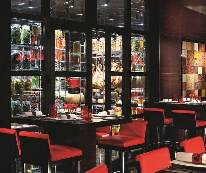 هتل The Skylofts At Mgm Grand