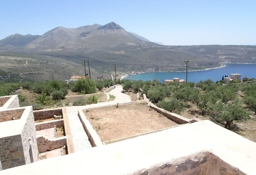 בית מלון כפרי Xemoni