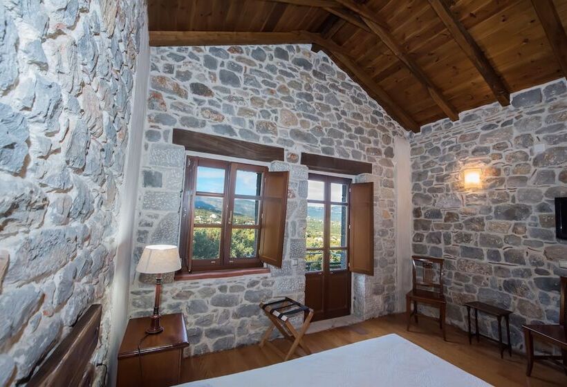 בית מלון כפרי Xemoni