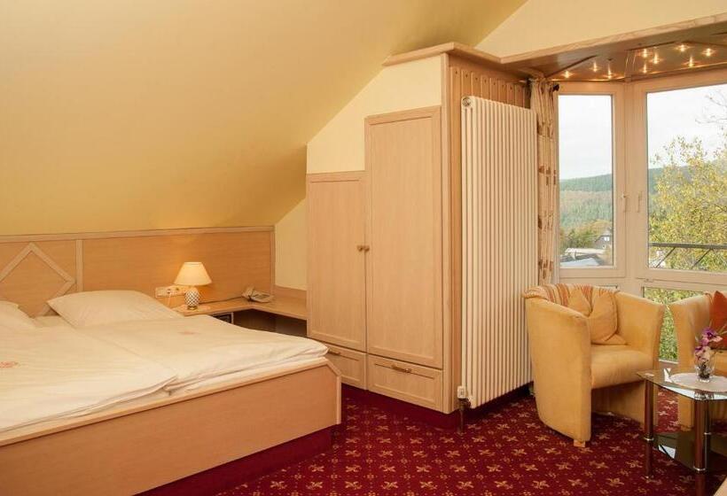 فندق Zum Weißen Stein