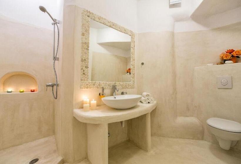 Yades Suites & Spa   Adults Only