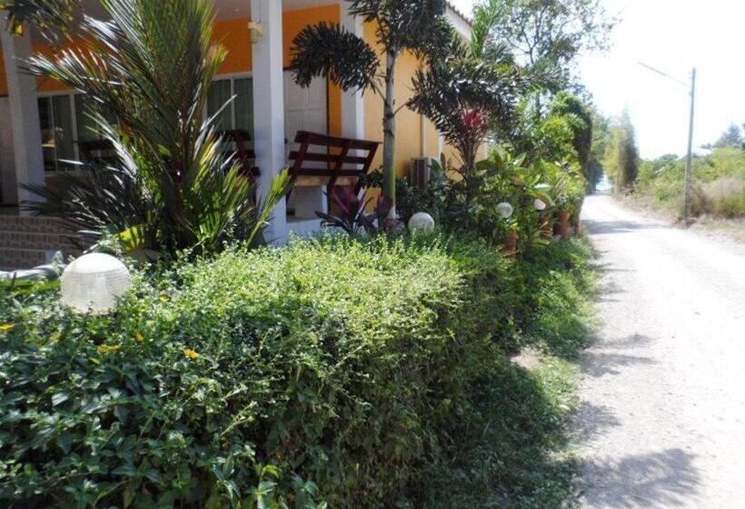 Pooma Resort