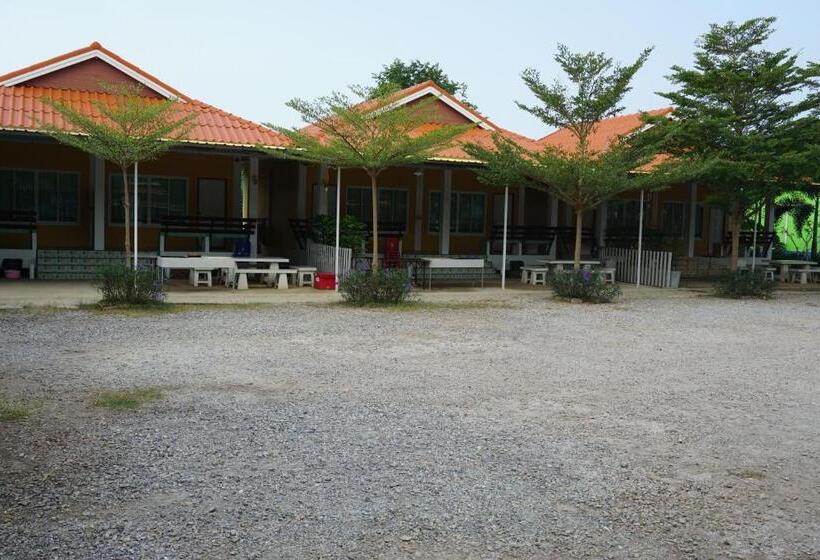 Pooma Resort