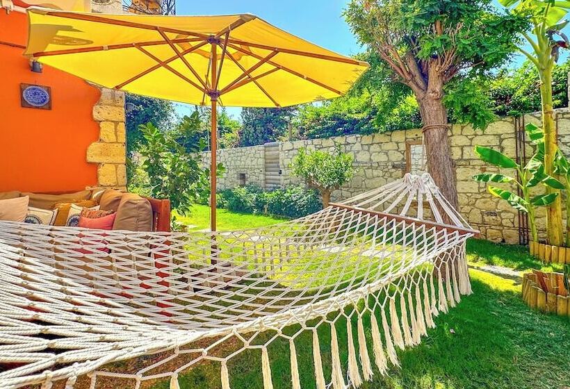 Banana Alaçatı Wellness Hotel   Adults Only