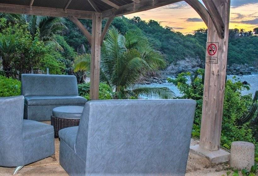 هتل Coral Blue Huatulco