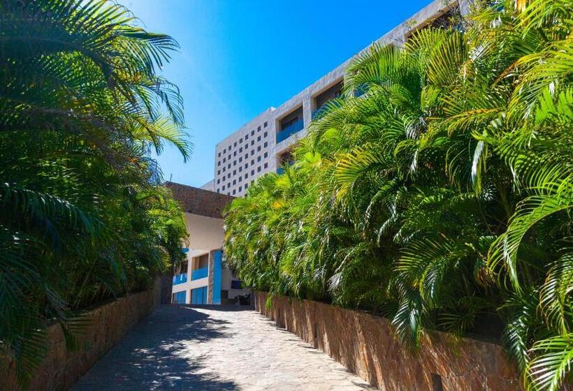 هتل Coral Blue Huatulco