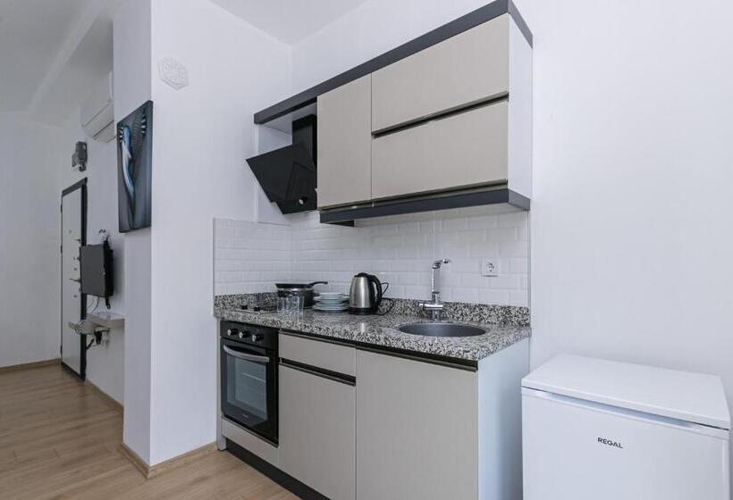 Oniks Comfort Suites