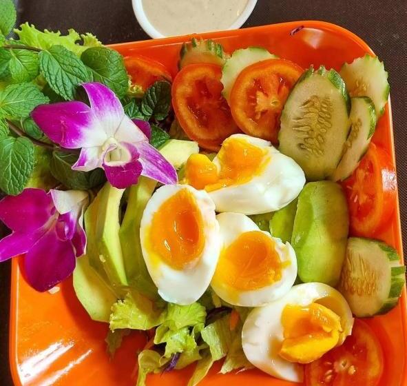 Royal Bamboo Hostel Sha Certified