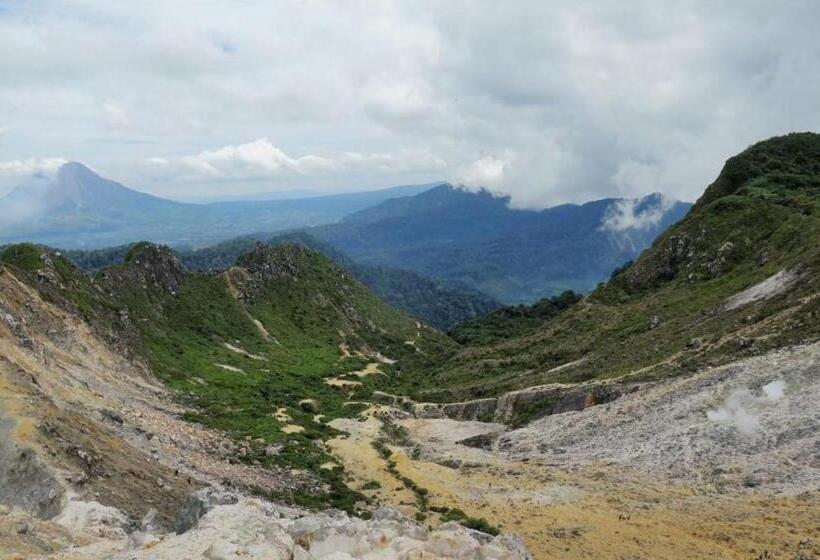 Villa Highland No 7 M Berastagi View