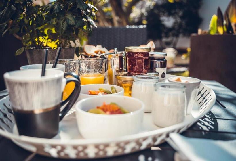 Bed and Breakfast Chambre D Hôte Romantique Avec Spa Privatif Domaine Les Nuits Envôutées   Vézénobres