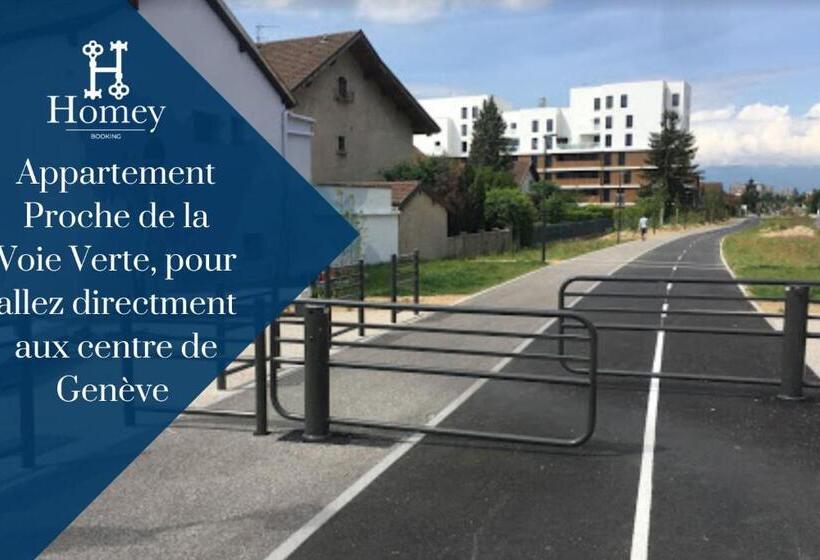 Homey Genius   à 100 M De La Douane/terrasse Privée