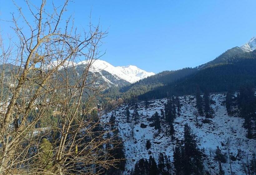 فندق Snow Oak Guest House