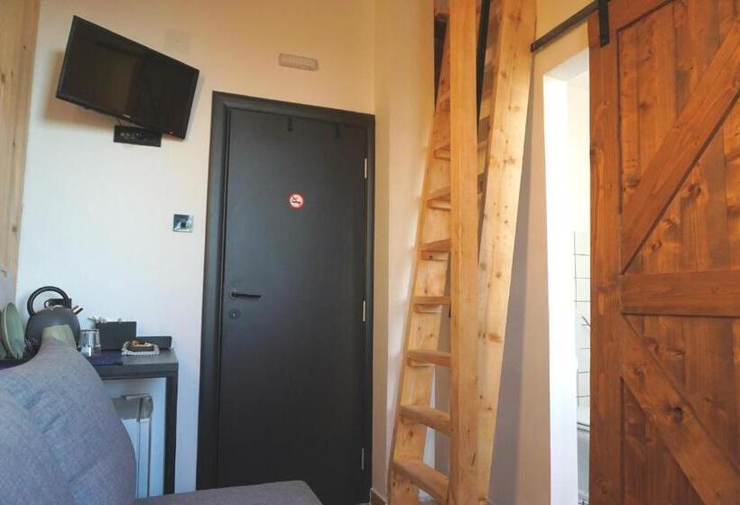 پانسیون Montana