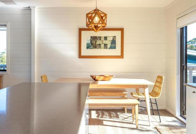 Skomer House   Stay Waiheke