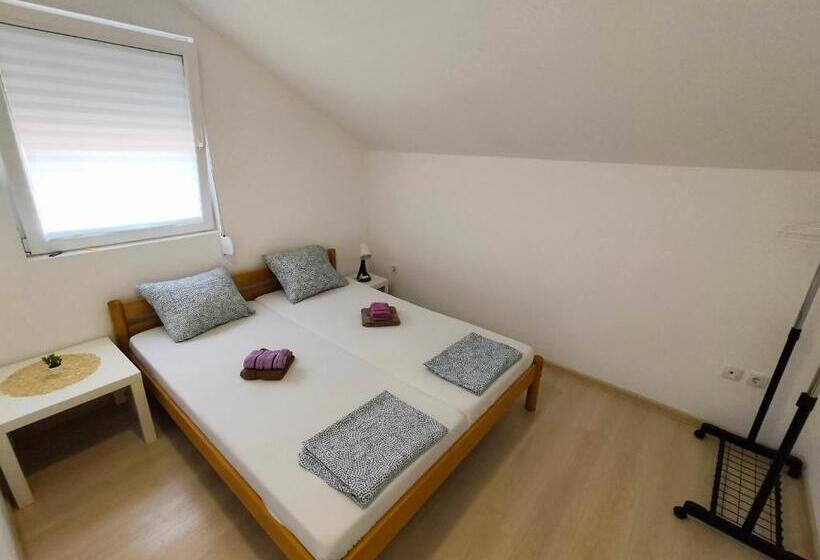 A1   Airport Belgrade Apartment