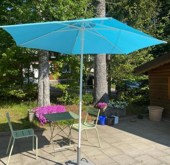 Bed and Breakfast Sporthostel Rössle