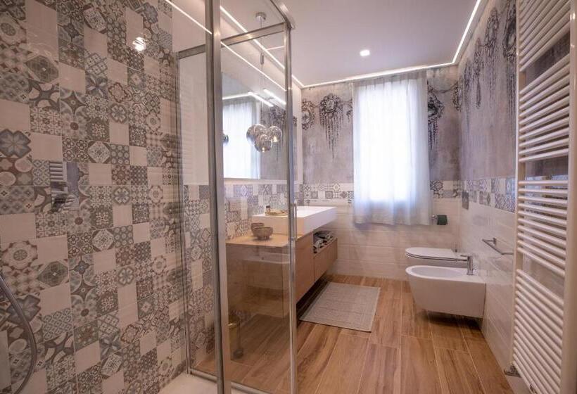 تختخواب و صبحانه Villa Elia Suite Room