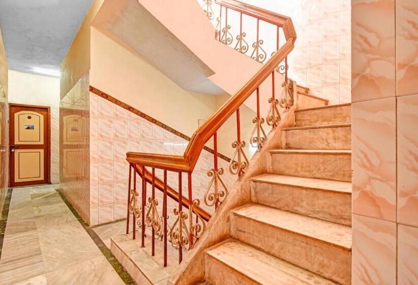 هتل Spot On 86379 Dream Palace Guest House