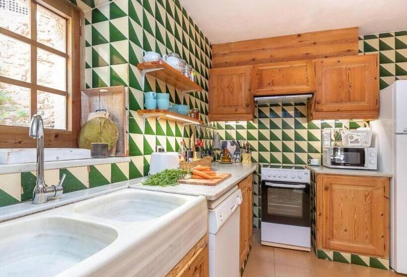 Preciosa Casa Rural En El Centro De Peratallada