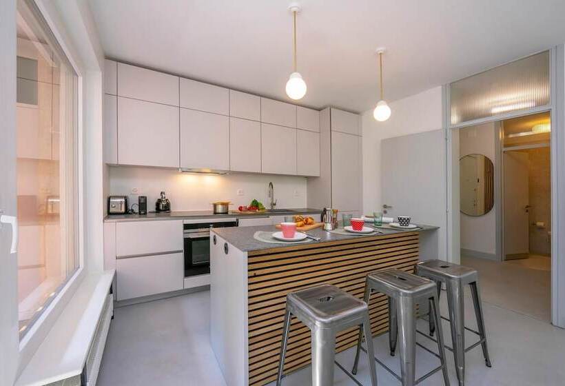 Comfort Holiday In Paradiso   Happy Rentals