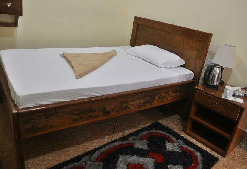 تختخواب و صبحانه Plumeria Motel   Stone Town Zanzibar